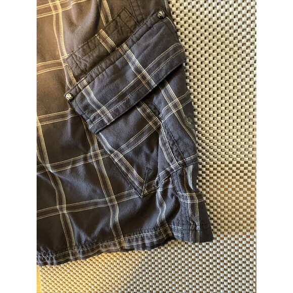 Lululemon Mens Shorts Size 32 Multi Color - Picture 4 of 8